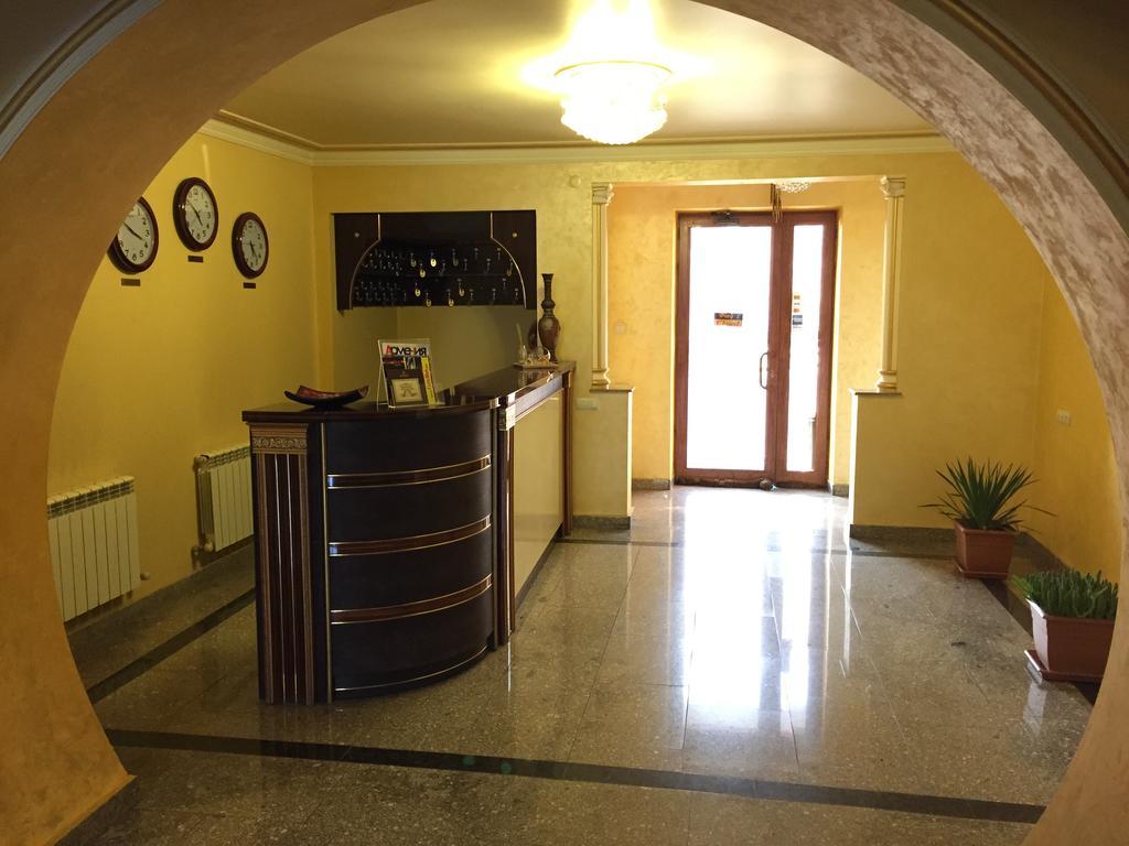 Primer Hotel Єреван Екстер'єр фото