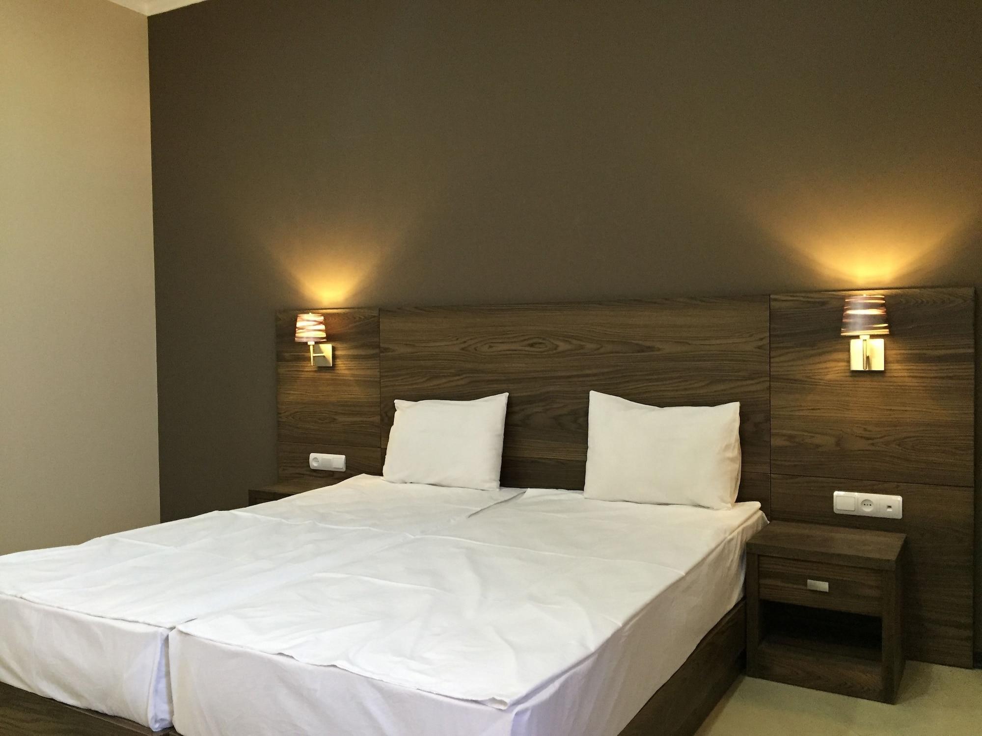 Primer Hotel Єреван Екстер'єр фото