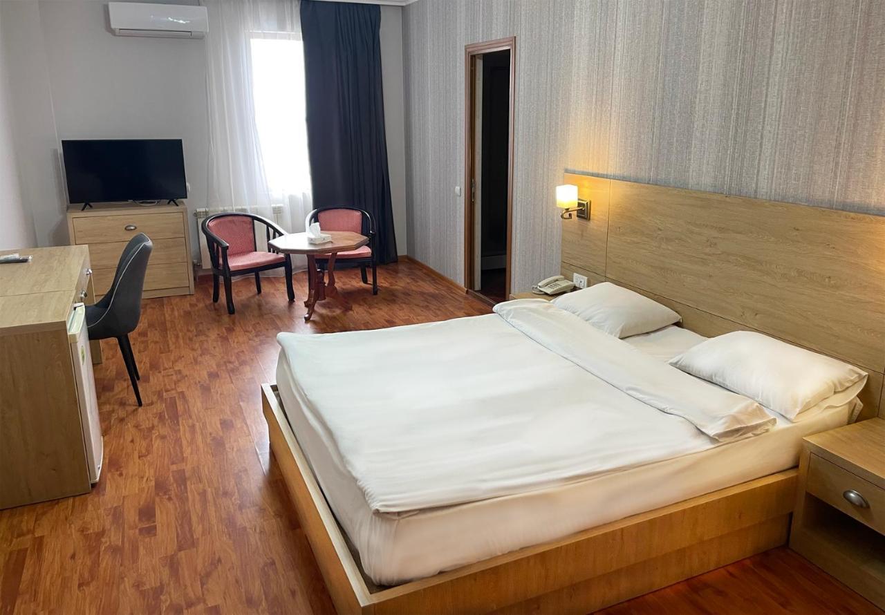 Primer Hotel Єреван Екстер'єр фото