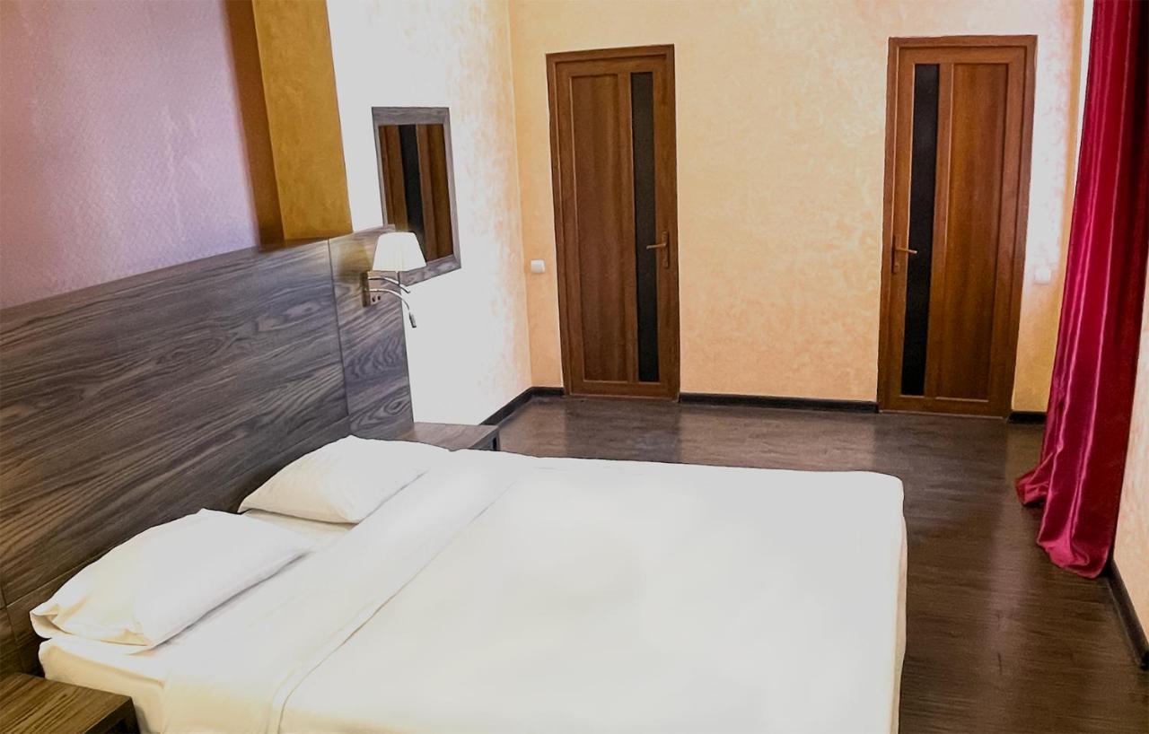 Primer Hotel Єреван Екстер'єр фото