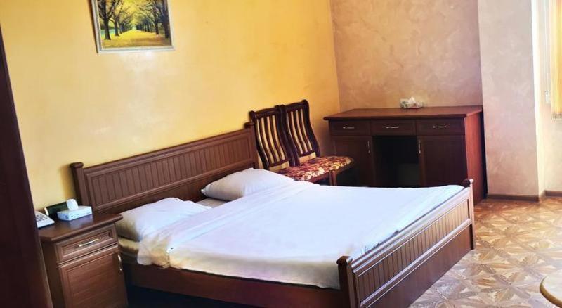 Primer Hotel Єреван Номер фото