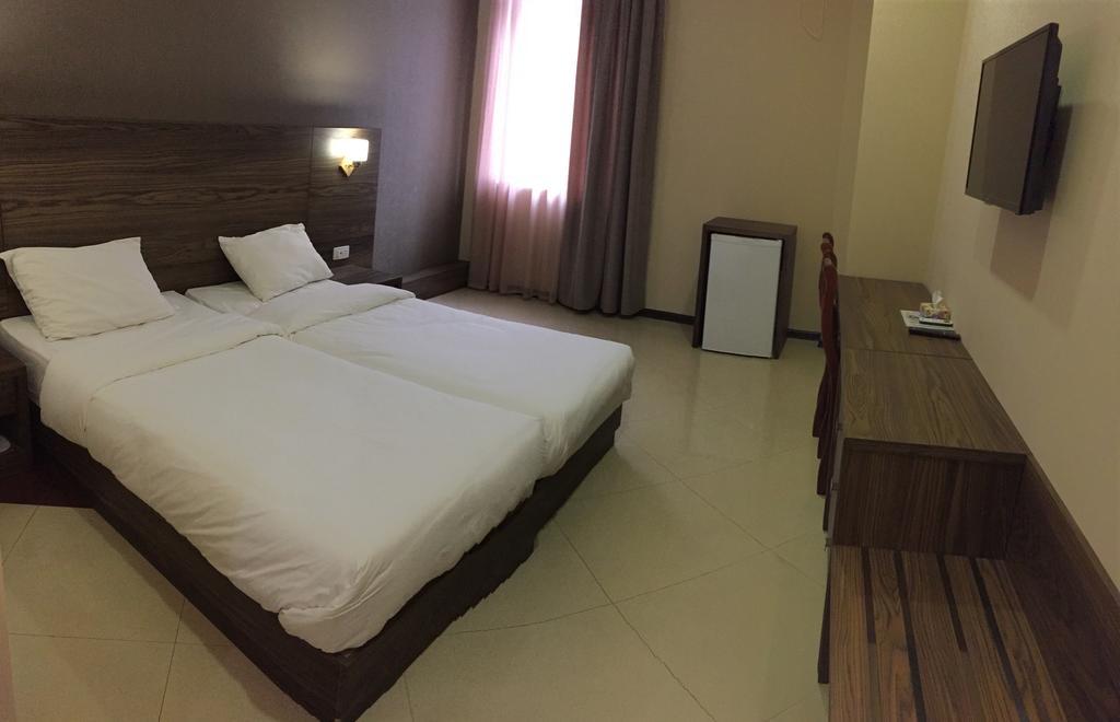 Primer Hotel Єреван Екстер'єр фото
