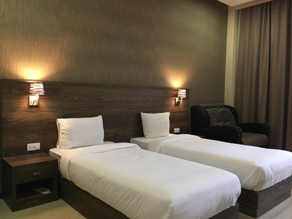Primer Hotel Єреван Екстер'єр фото