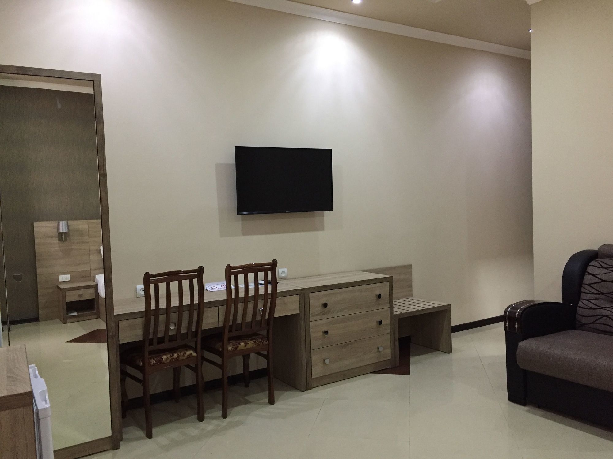 Primer Hotel Єреван Екстер'єр фото